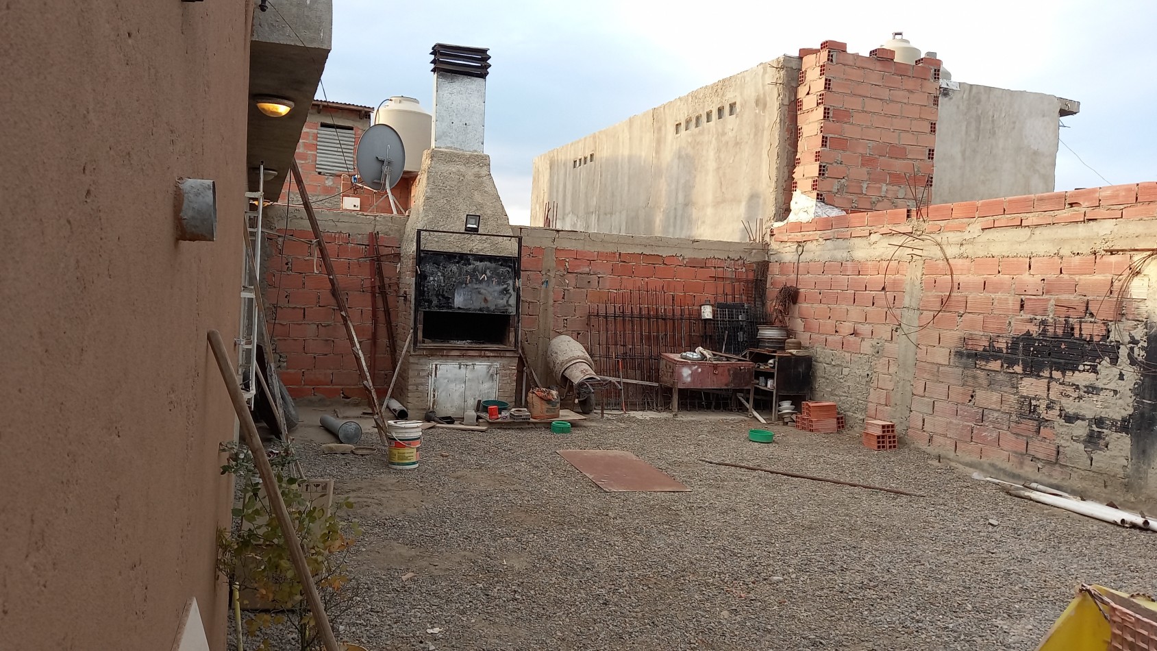 CASA - BARRIO ABEL AMAYA