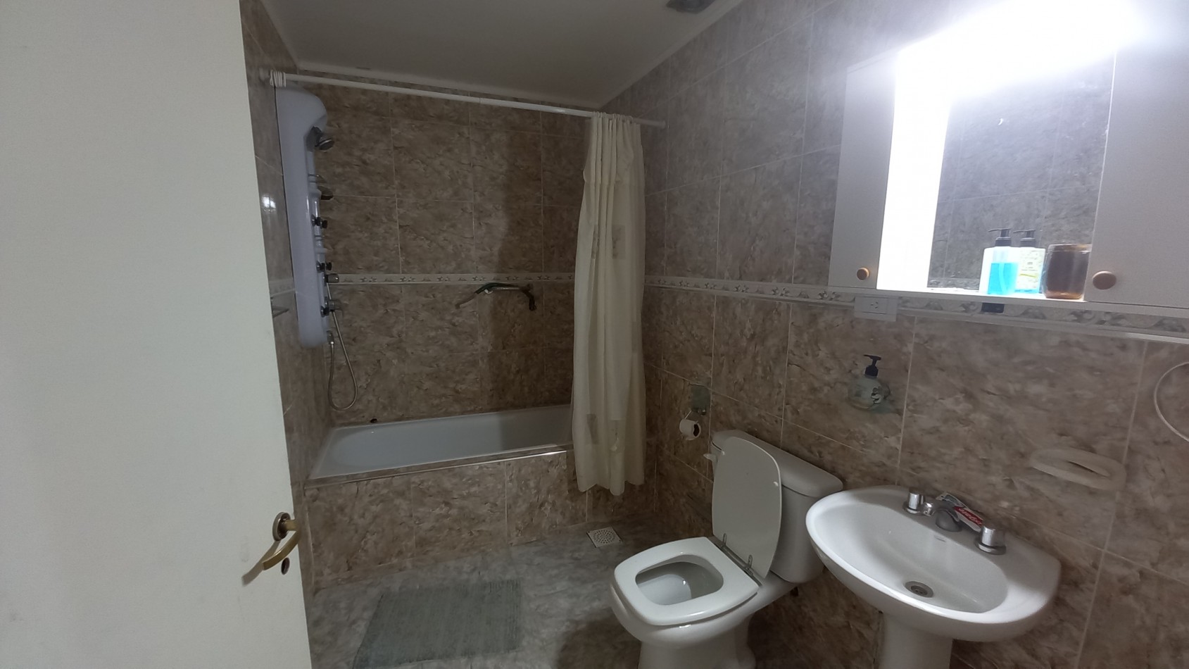 CASA - BARRIO ABEL AMAYA
