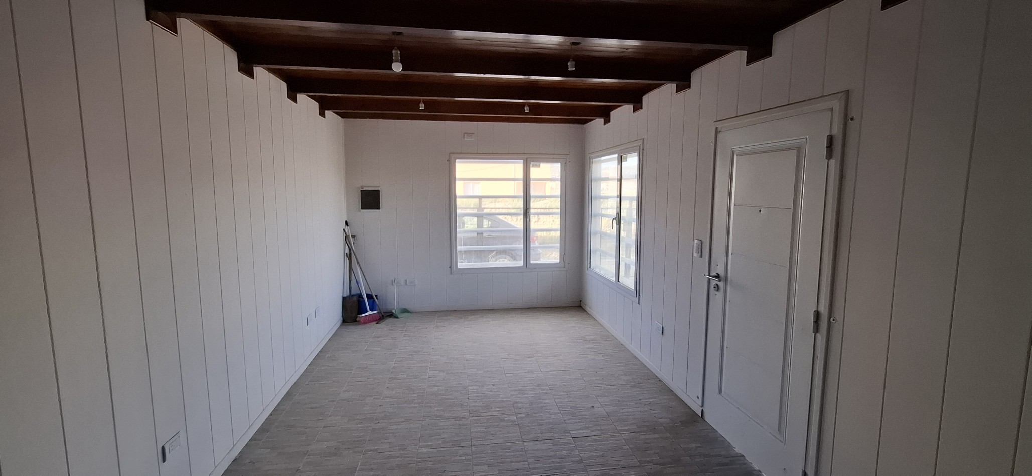 CASA PREFABRICADA - BARRIO LOS BRETES